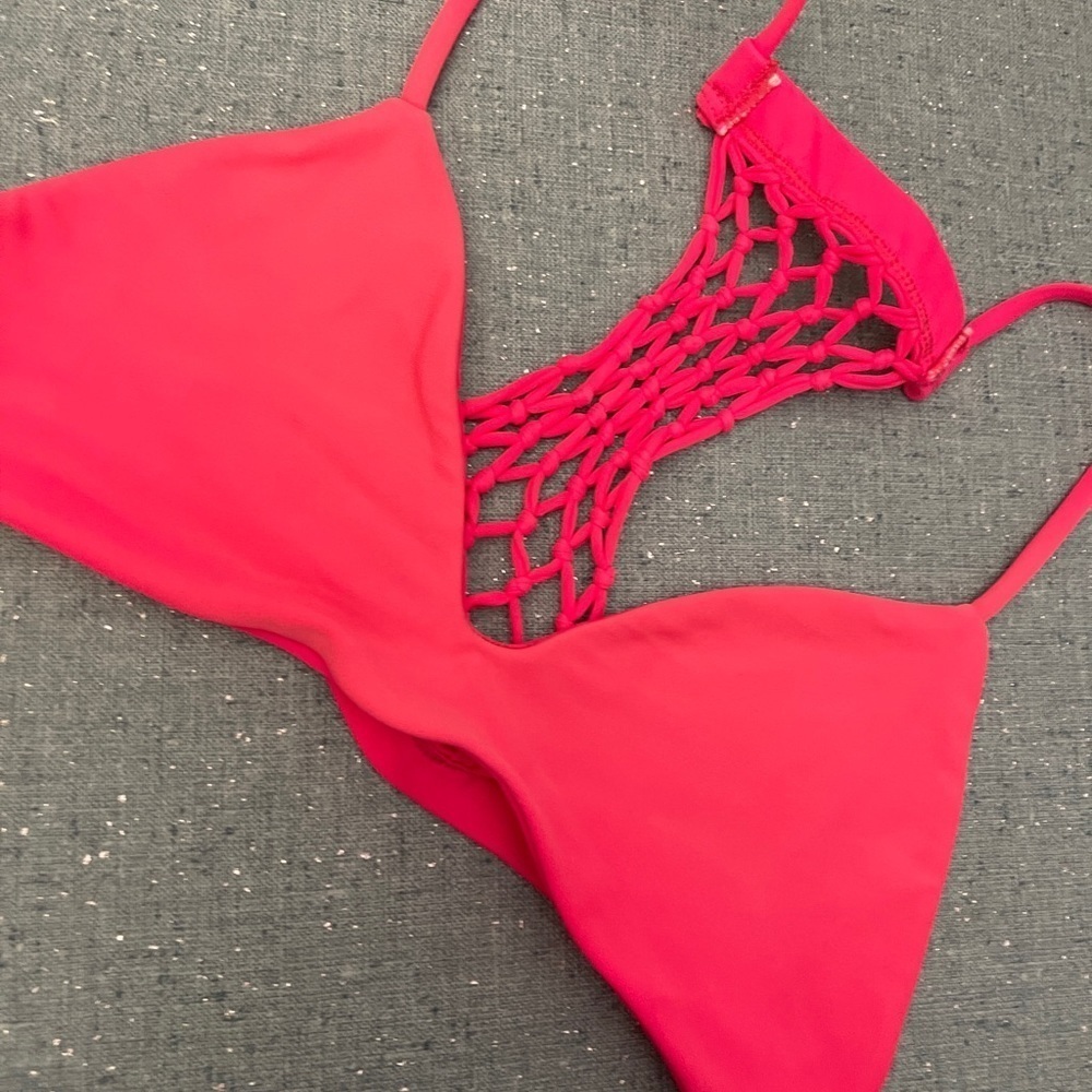 Mikoh Bikini Top - Picture 3 of 7